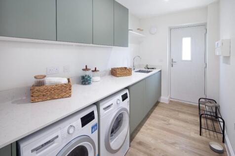 Show home utility