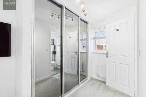 Closet - Main Bedroom