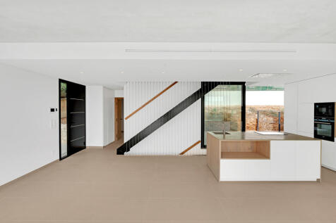 Blick von außen auf den Koch-Wohn-Essbereich 