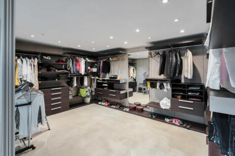 Room in the basement used as a dressing room