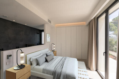 Example for furnishing in aster bedroom with bathroom