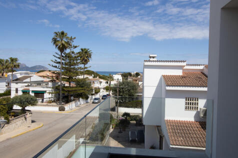 View from the balcony on the upper floor vom Balkon im OG