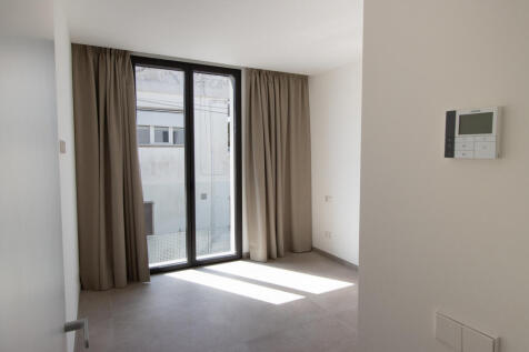 A bedroom on the upper floor