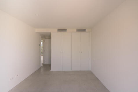 Bedroom and wardrobe