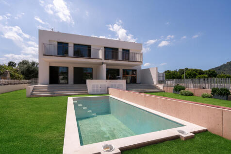 Reihenhaus mit Pool (animierte Begrünung)