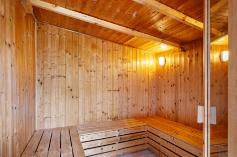 Finnische Sauna am Pool