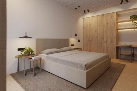 Example of a bedroom on the upper floor