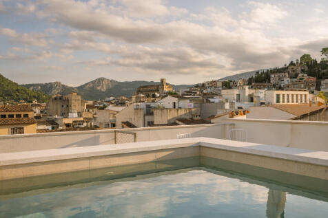 View from the rooftop pool terrace