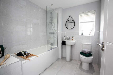Typical Bathroom_Housetype_Plot_-_Hero_860x573 (4)