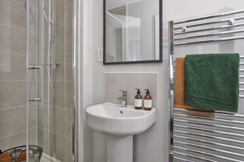 Turnstone Ensuite