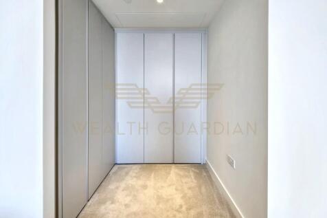 Walk-in Wardrobe