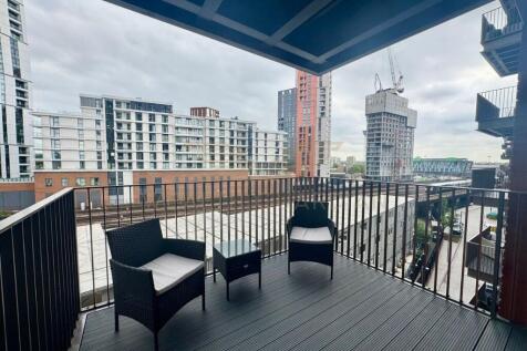 South Facing Balcon