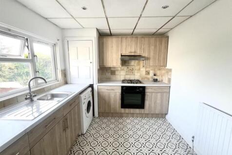 kitchen 2.jpg