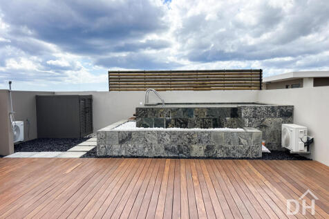 Creek 4 Penthouse07