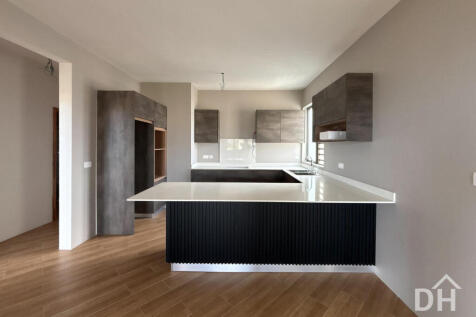 Creek 4 Penthouse10