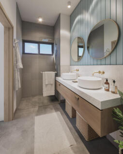 13. Penthouse Ensuite