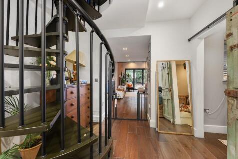 Property Image 10