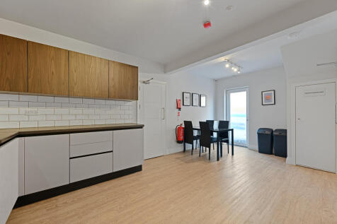 CS - 142 Hagden Lane - KitchenB3 (1).JPG