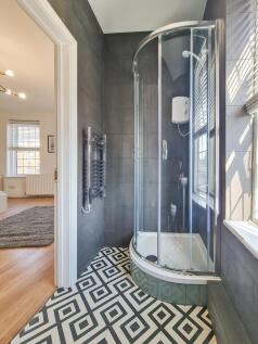 Ensuite - Room 1
