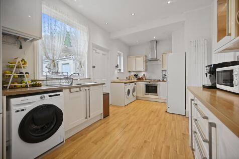 RCCS- 38 Belmont lane- kitchen 3 (1)