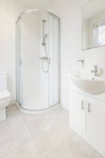 Room 5 - Queens Avenue En Suite