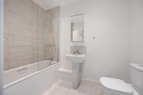 RCCS- Flat 8, Wallace House- Bathroom 3 (1)