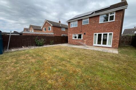 Enclosed Rear Garden