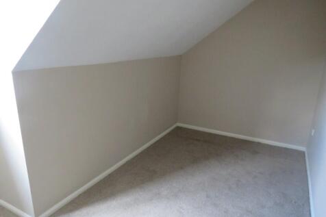 Bedroom 2 (1)