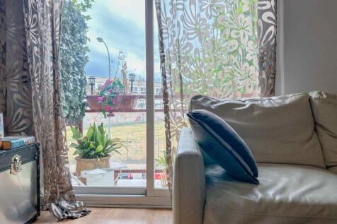 Property Image 4