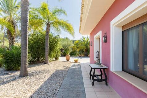 Property Image 38