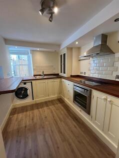 1B Silver St-kitchen 2.jpg