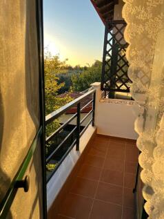 Balcony 1 (Floor 2)