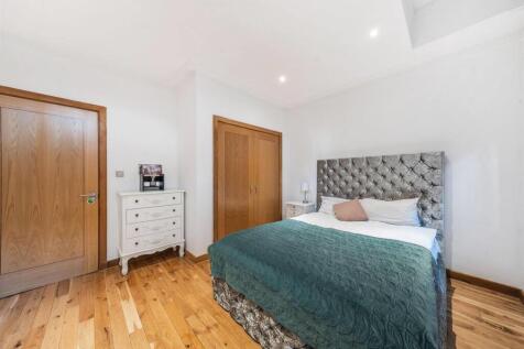 Cubit street 13.jpg