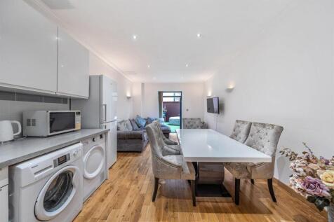 cubit street 19.jpg