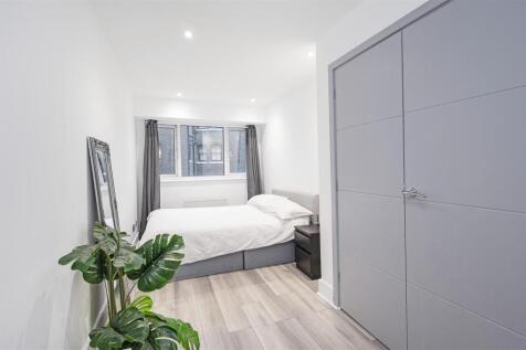 Bedroom 2 .jpeg