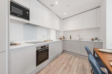 Kitchen 2.jpg