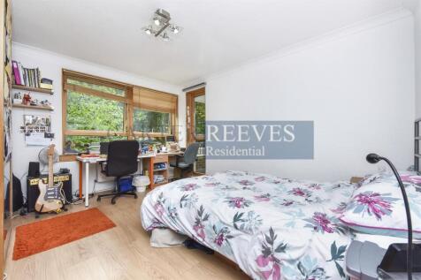 bedroom 3.jpg