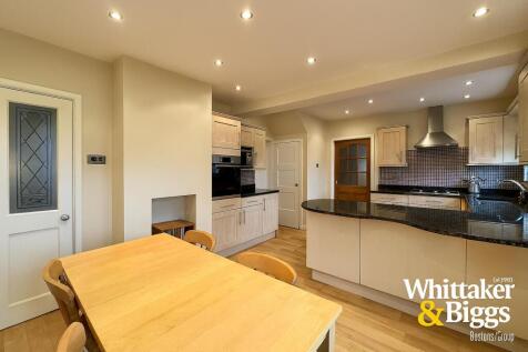 68 Novi Kitchen.jpeg