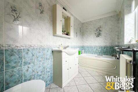 Ground Floor Bathroom