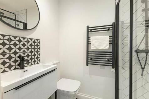 Bedroom 2 En-Suite