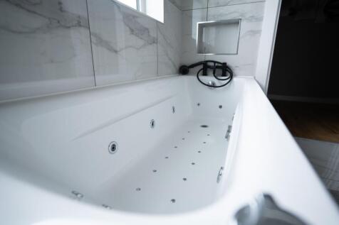 Ensuite bathroom