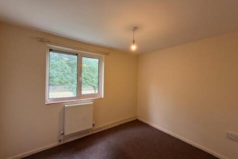 Bedroom 1.JPG