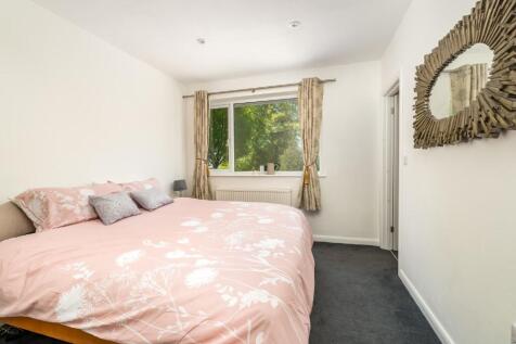 1stf Bed/en-suite