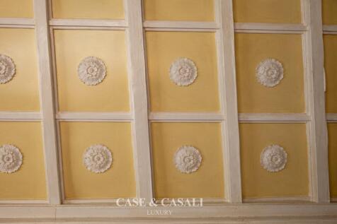 coffered ceiling 