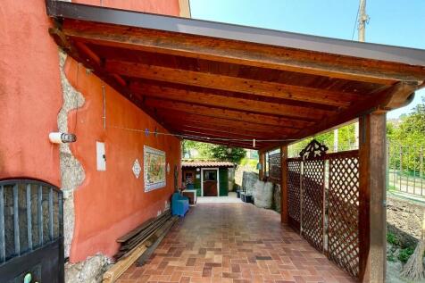 car pergola