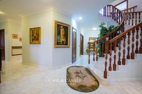 spiral staircase 