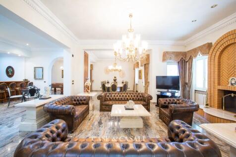 lounge area