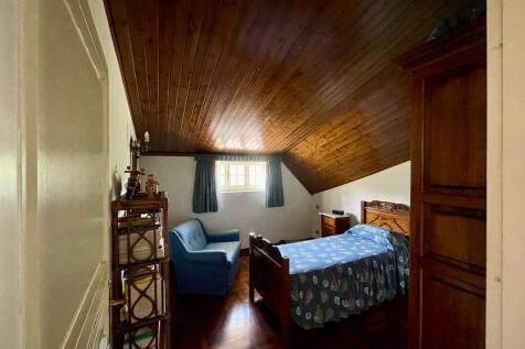 single bedroom 