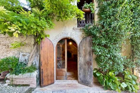 kitchen - outside