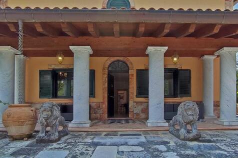 portico
